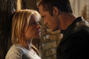 TRUE-BLOOD-Season-3-Anna-Paquin-Alexander-Skarsgard.-400x266