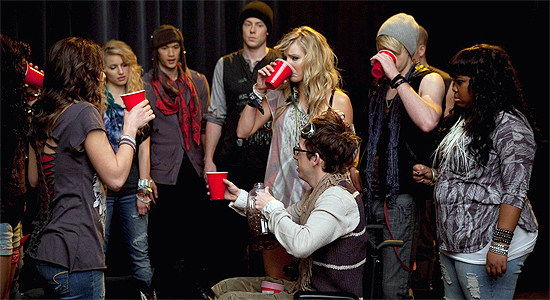 Glee-Blame-On-It-Alcohol-2x14